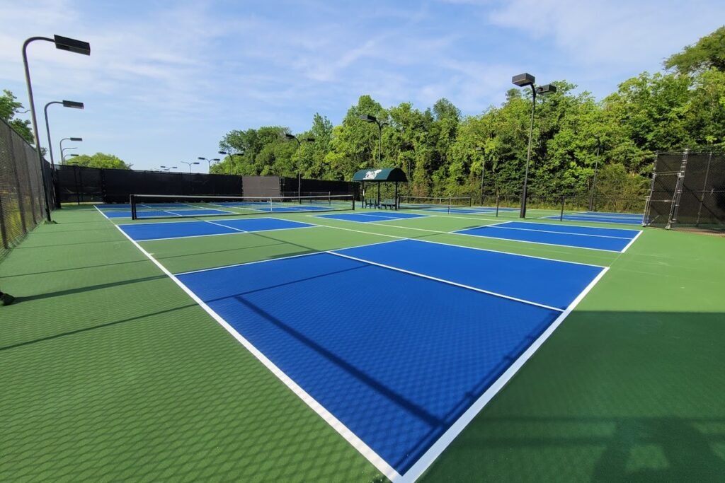 Bay Oaks Country Club Houston Pickleball Courts near me, pickleball Houston, pickleball near me