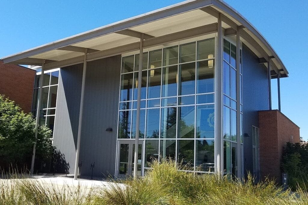 Bainbridge High School Lower Gym Bainbridge Island Pickleball Courts near me, pickleball Bainbridge Island, pickleball near me