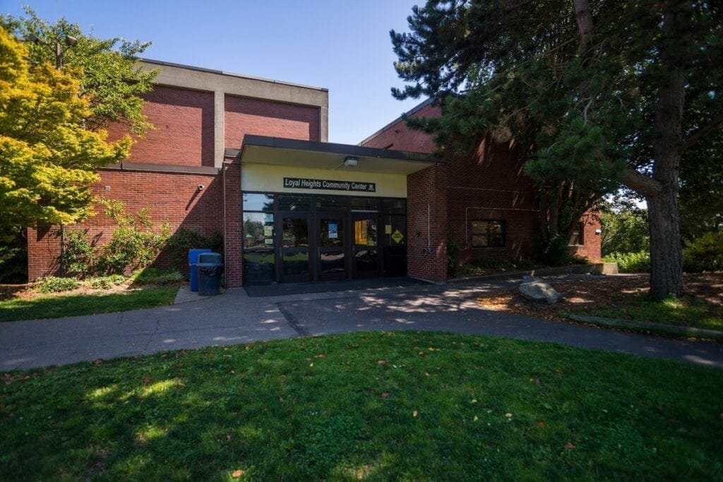Loyal Heights Community Center Seattle Pickleball Courts near me, pickleball Seattle, pickleball near me