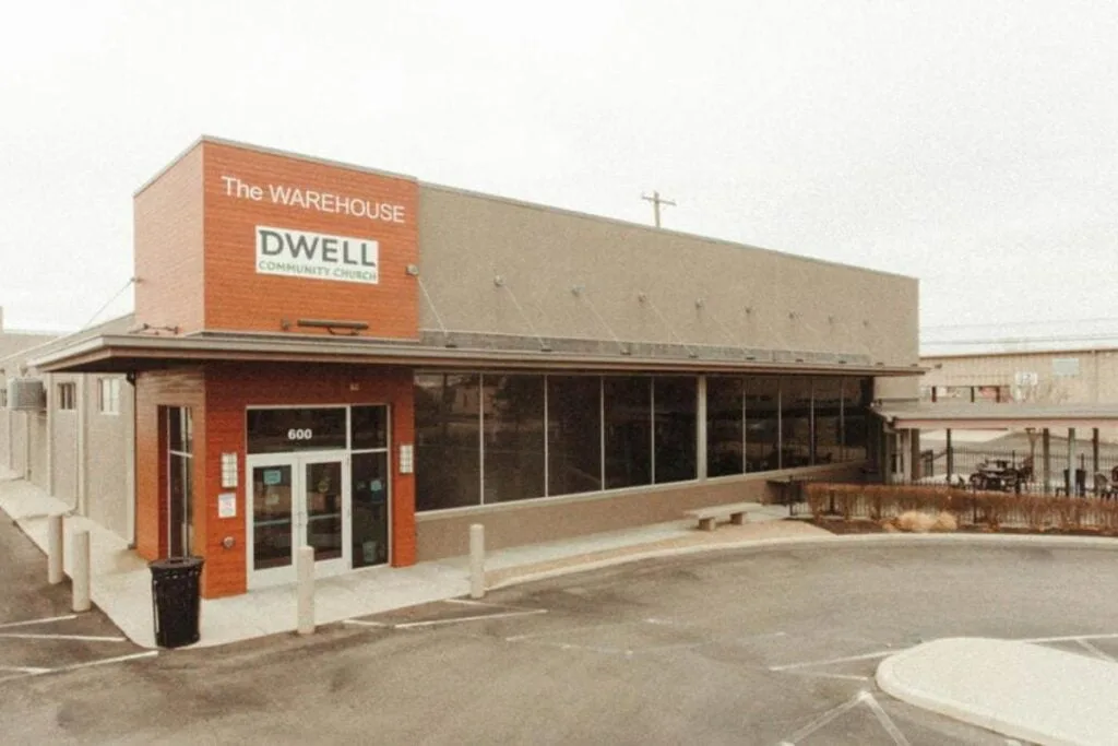 Warehouse Garage Columbus Pickleball Courts near me, pickleball Columbus, pickleball near me