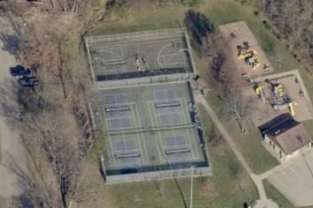 McDonald Commons Park Cincinnati Pickleball Courts near me, pickleball Cincinnati, pickleball near me