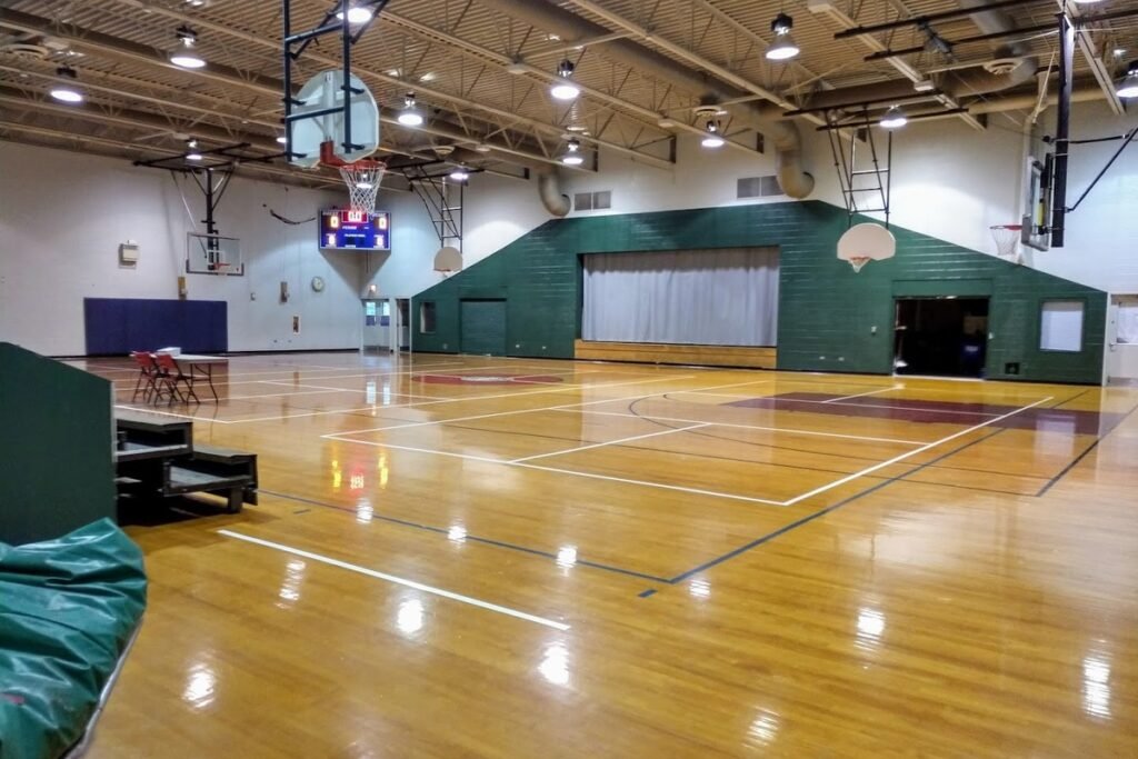 Warren Park Field House Chicago Pickleball Courts near me, pickleball Chicago, pickleball near me