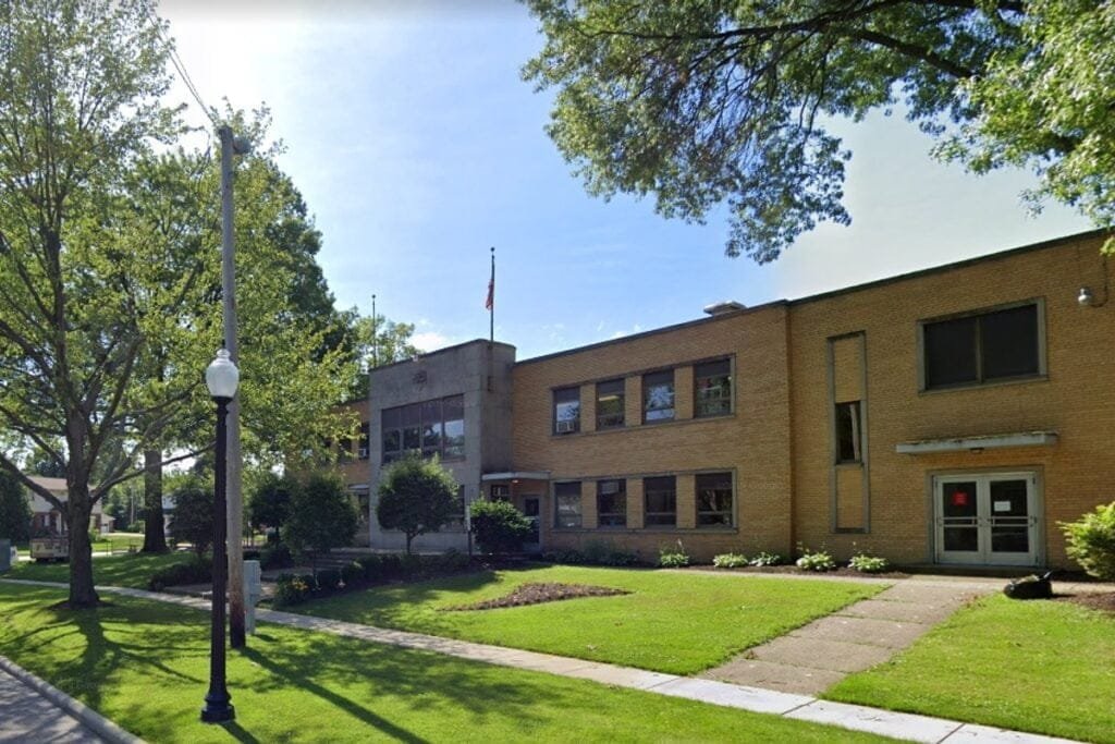 Firestone Park YMCA Akron Pickleball Courts near me, pickleball Akron, pickleball near me