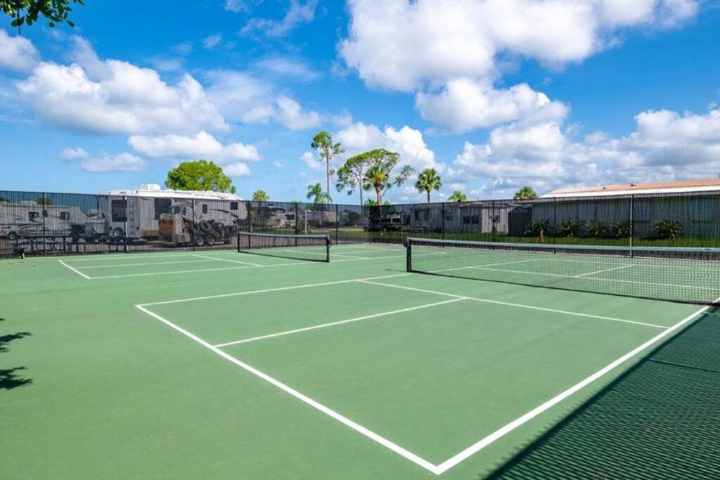 Lake San Marino Rv Resort Naples Pickleball Courts near me, pickleball Naples, pickleball near me