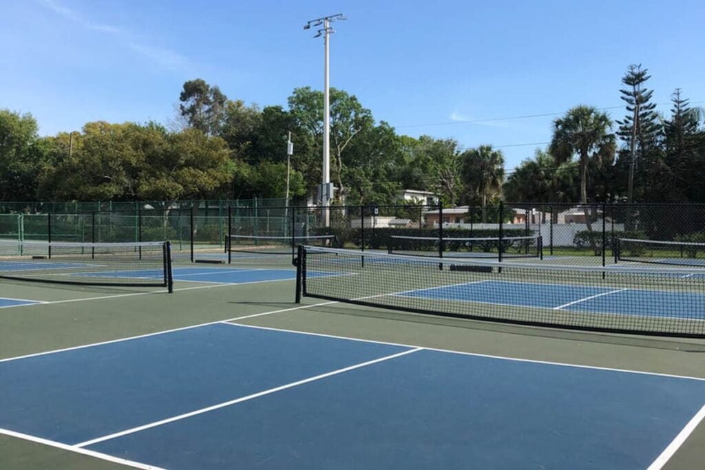 Crescent Lake Park St Petersburg Pickleball Courts near me, pickleball St Petersburg, pickleball near me
