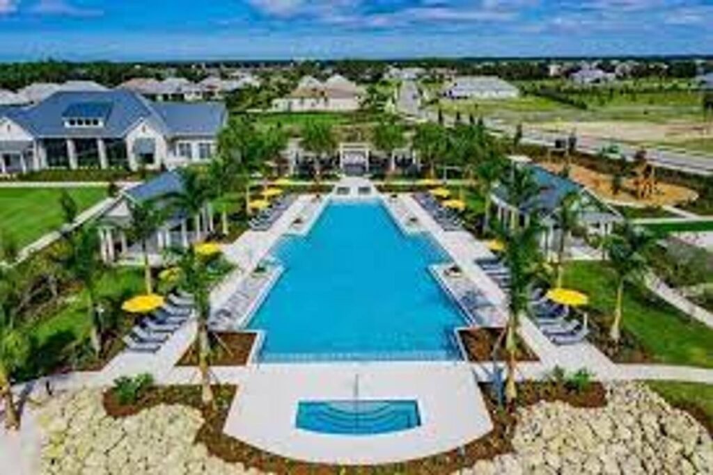 Lakehouse Cove at Waterside Sarasota Pickleball Courts near me, pickleball Sarasota, pickleball near me