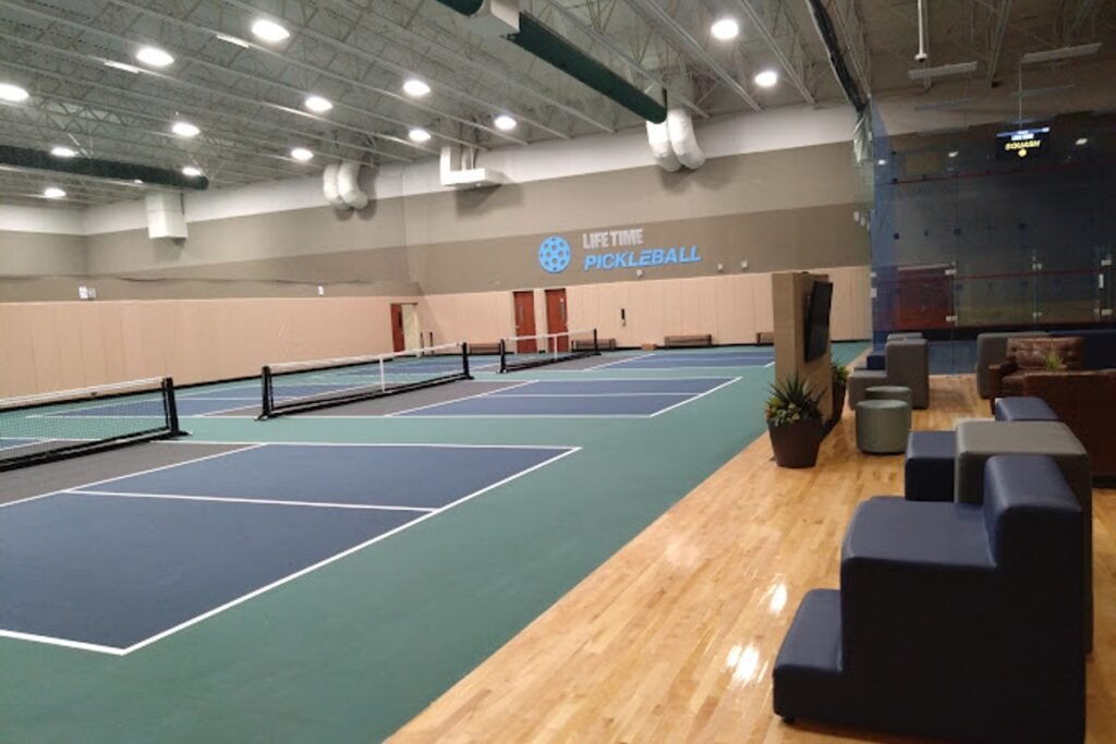 Life Time - City Centre Houston Houston Pickleball Courts near me, pickleball Houston, pickleball near me