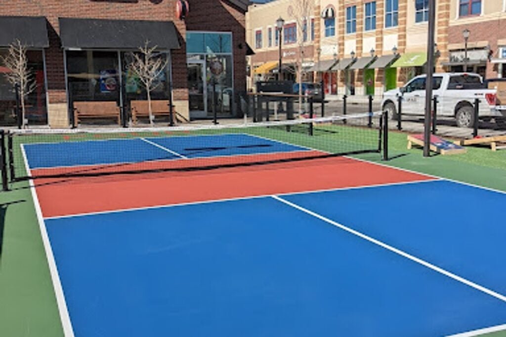 54th Street Restaurant & Drafthouse- Zona Rosa Kansas City Pickleball Courts near me, pickleball Kansas City, pickleball near me