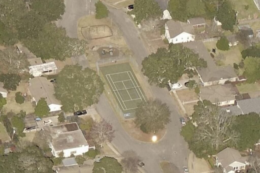 Broadmoor Park Gulfport Pickleball Courts near me, pickleball Gulfport, pickleball near me