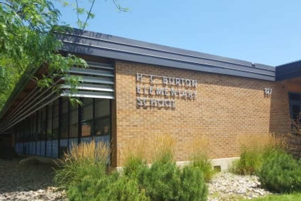 Burton Elementary School Kaysville Pickleball Courts near me, pickleball Kaysville, pickleball near me