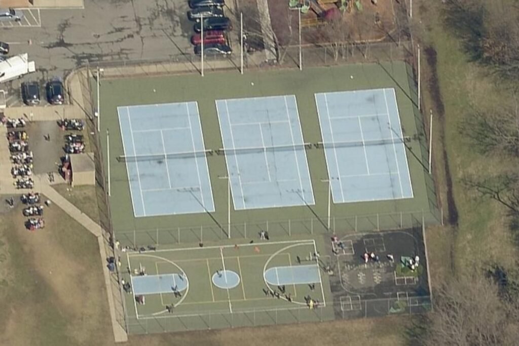 Carver Community Center Arlington Pickleball Courts near me, pickleball Arlington, pickleball near me