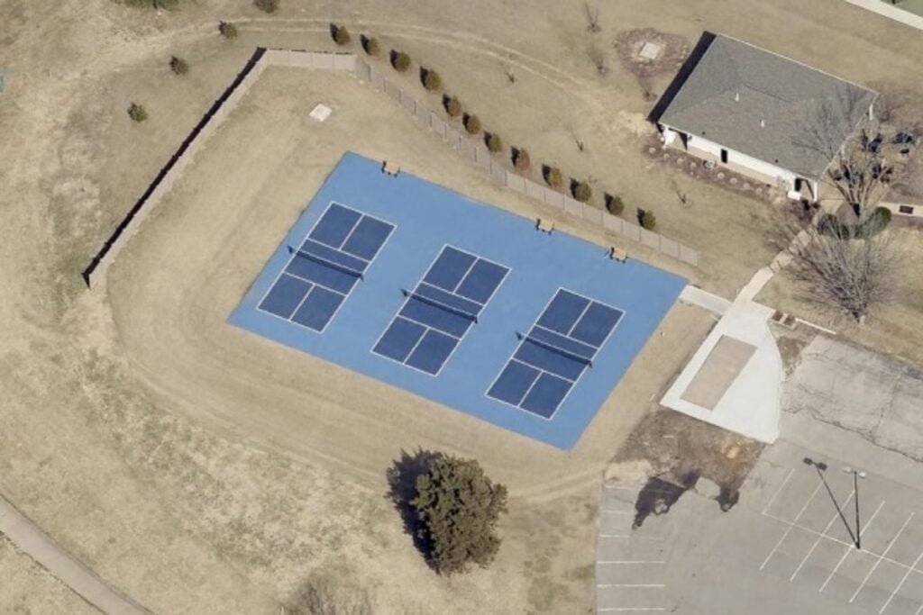 Forest Hills Country Club Chesterfield Pickleball Courts near me, pickleball Chesterfield, pickleball near me