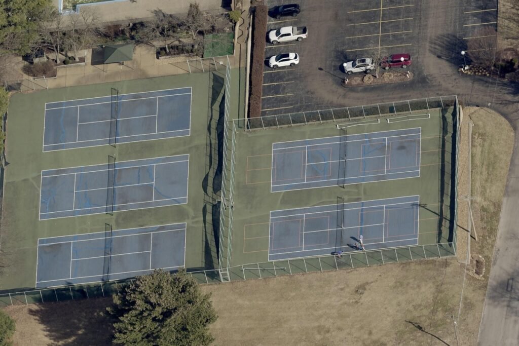 Forest Lake Tennis & Swim Club Chesterfield Pickleball Courts near me, pickleball Chesterfield, pickleball near me