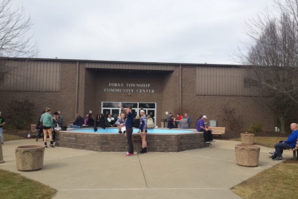 Forks Township Community Center Easton Pickleball Courts near me, pickleball Easton, pickleball near me