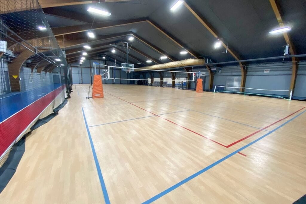 Four Seasons Health Club Bloomington Pickleball Courts near me, pickleball Bloomington, pickleball near me