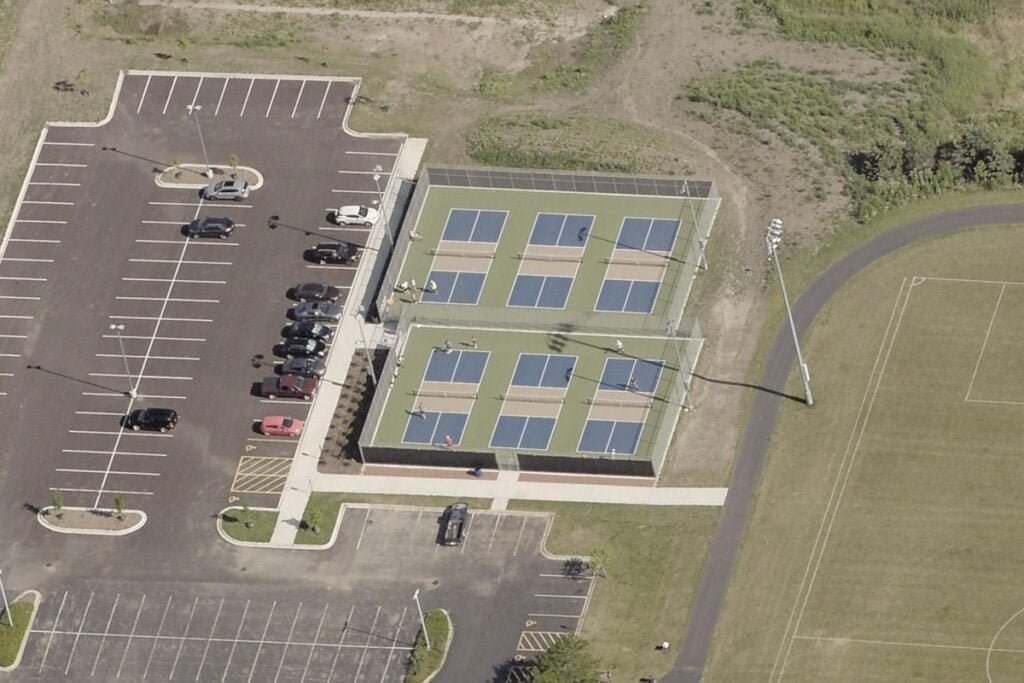 Hamilton Park Palatine Pickleball Courts near me, pickleball Palatine, pickleball near me