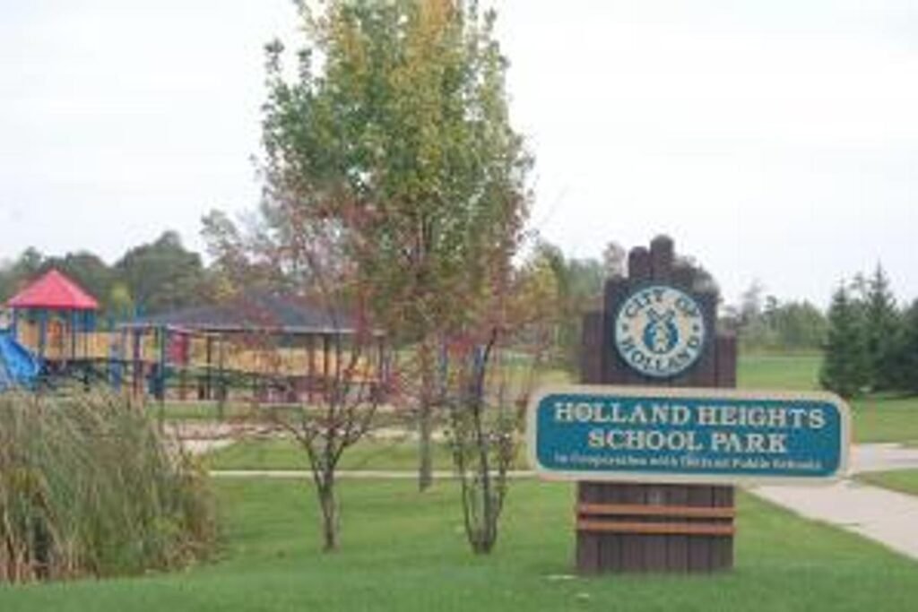 Holland Heights Park Holland Pickleball Courts near me, pickleball Holland, pickleball near me