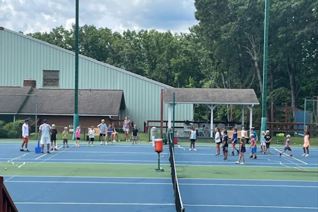 Hunting Hills Outdoor Pickleball Courts Roanoke Pickleball Courts near me, pickleball Roanoke, pickleball near me