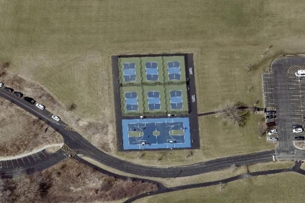 James Breen Community Park St Charles Pickleball Courts near me, pickleball St Charles, pickleball near me