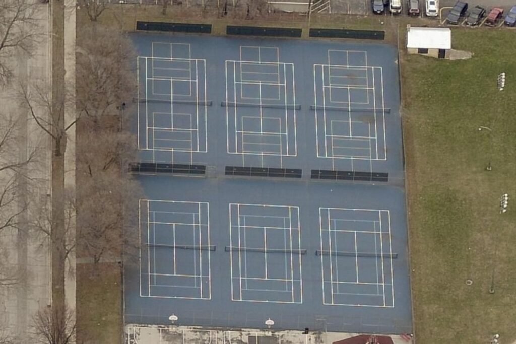 Juneau Park Milwaukee Pickleball Courts near me, pickleball Milwaukee, pickleball near me