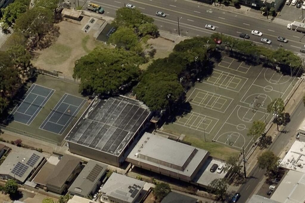 Kaimuki Community Park Honolulu Pickleball Courts near me, pickleball Honolulu, pickleball near me