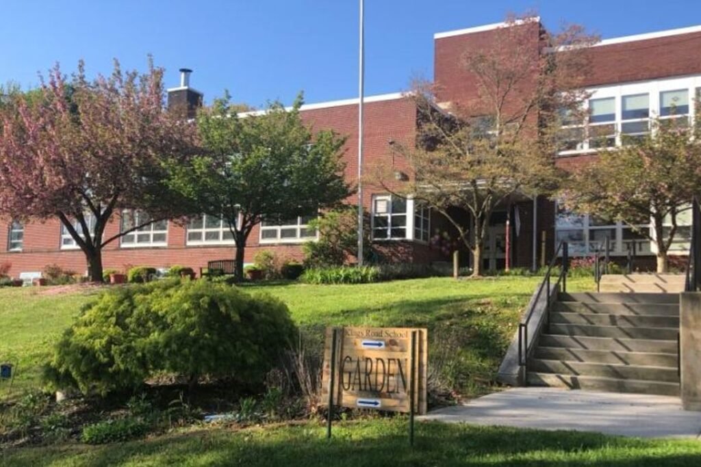 Kings Road School Madison Pickleball Courts near me, pickleball Madison, pickleball near me