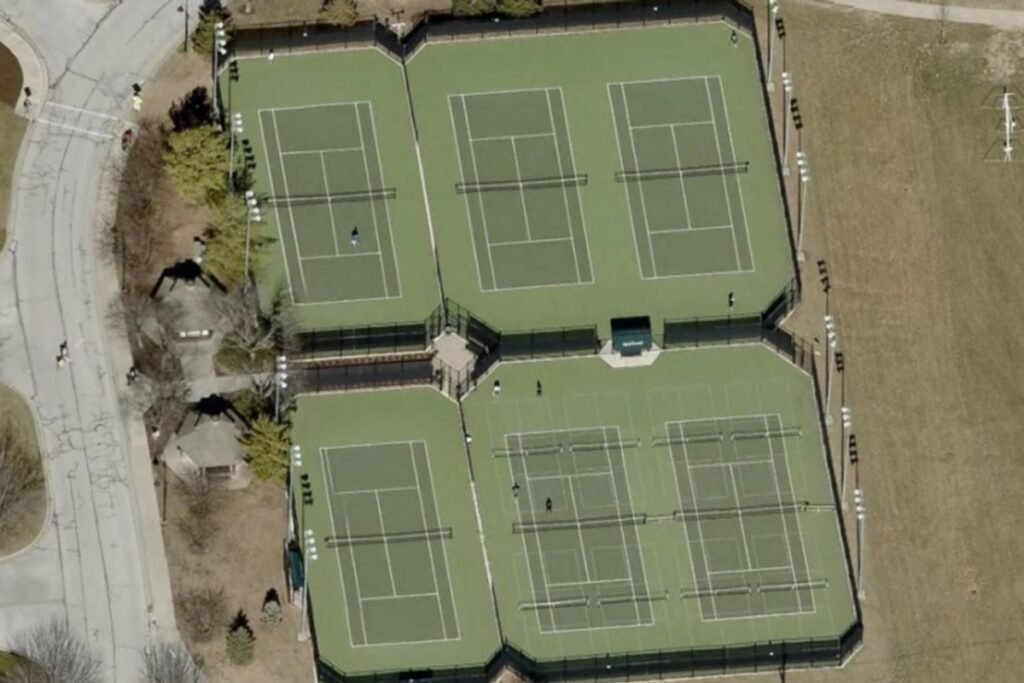 Leawood City Park Leawood Pickleball Courts near me, pickleball Leawood, pickleball near me