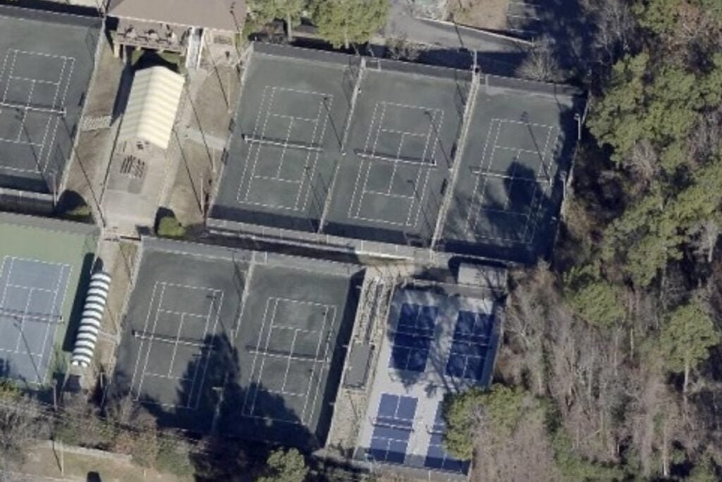 Little Rock Racquet Club Little Rock Pickleball Courts near me, pickleball Little Rock, pickleball near me
