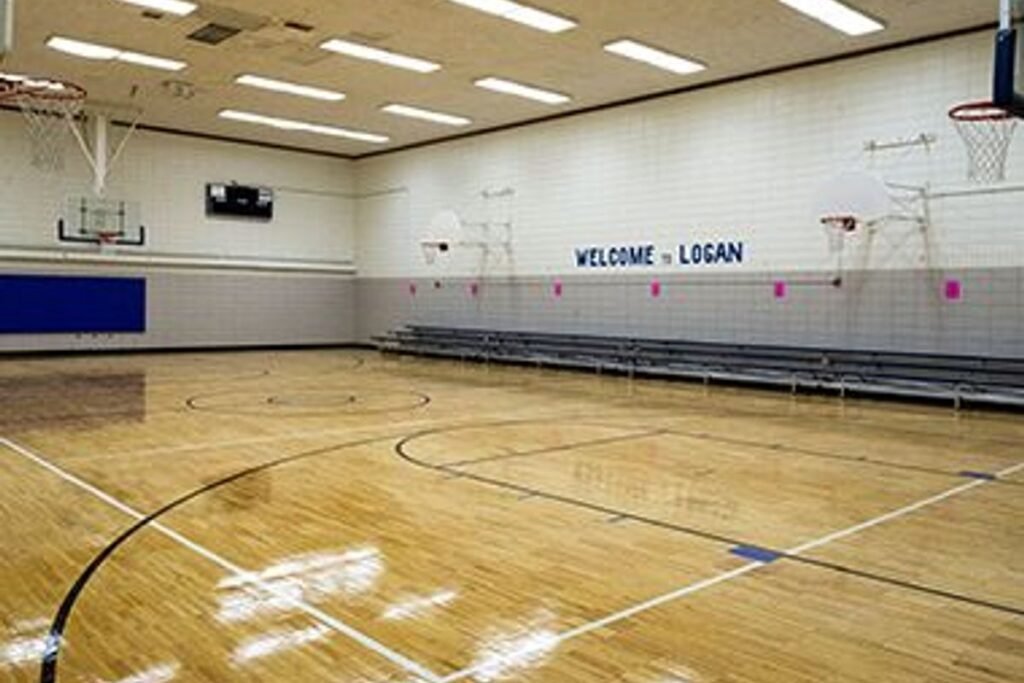 Logan Recreation Center Minneapolis Pickleball Courts near me, pickleball Minneapolis, pickleball near me