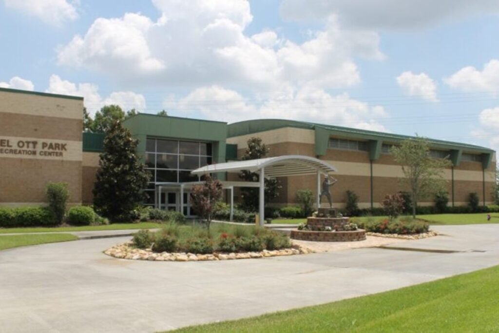 Mel Ott Multipurpose Center Gretna Pickleball Courts near me, pickleball Gretna, pickleball near me