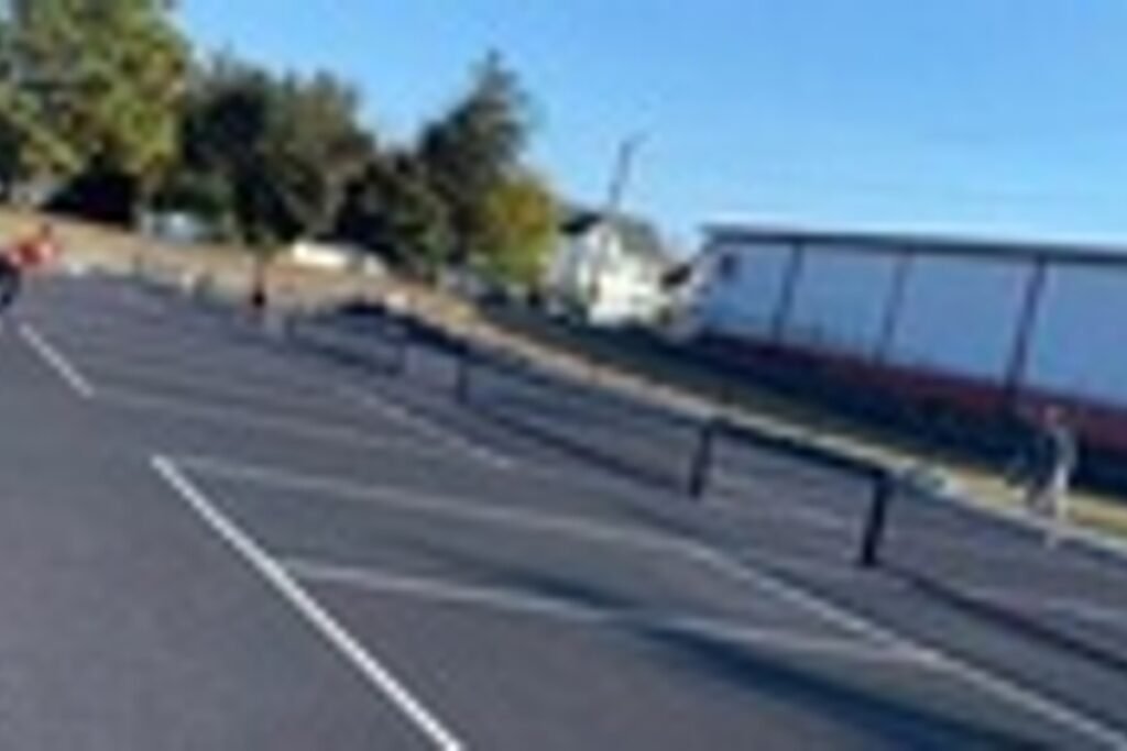 Milford Memorial Park Milford Pickleball Courts near me, pickleball Milford, pickleball near me