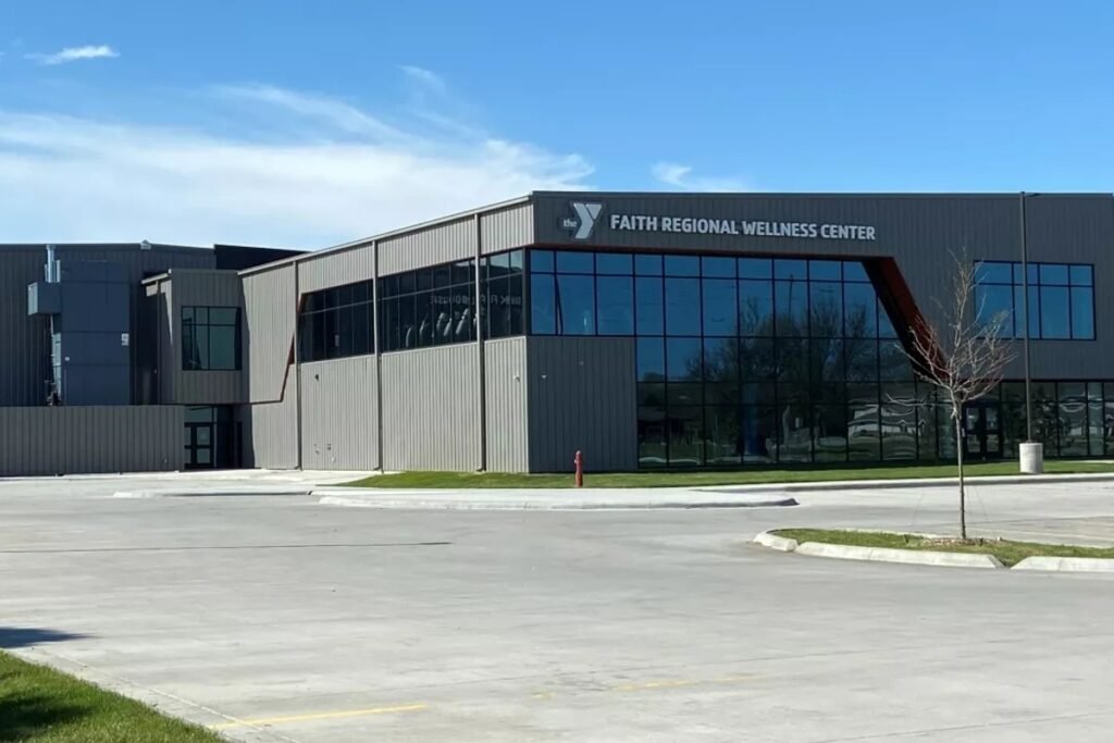 Norfolk Family YMCA Tennis and Pickleball Center Norfolk Pickleball Courts near me, pickleball Norfolk, pickleball near me