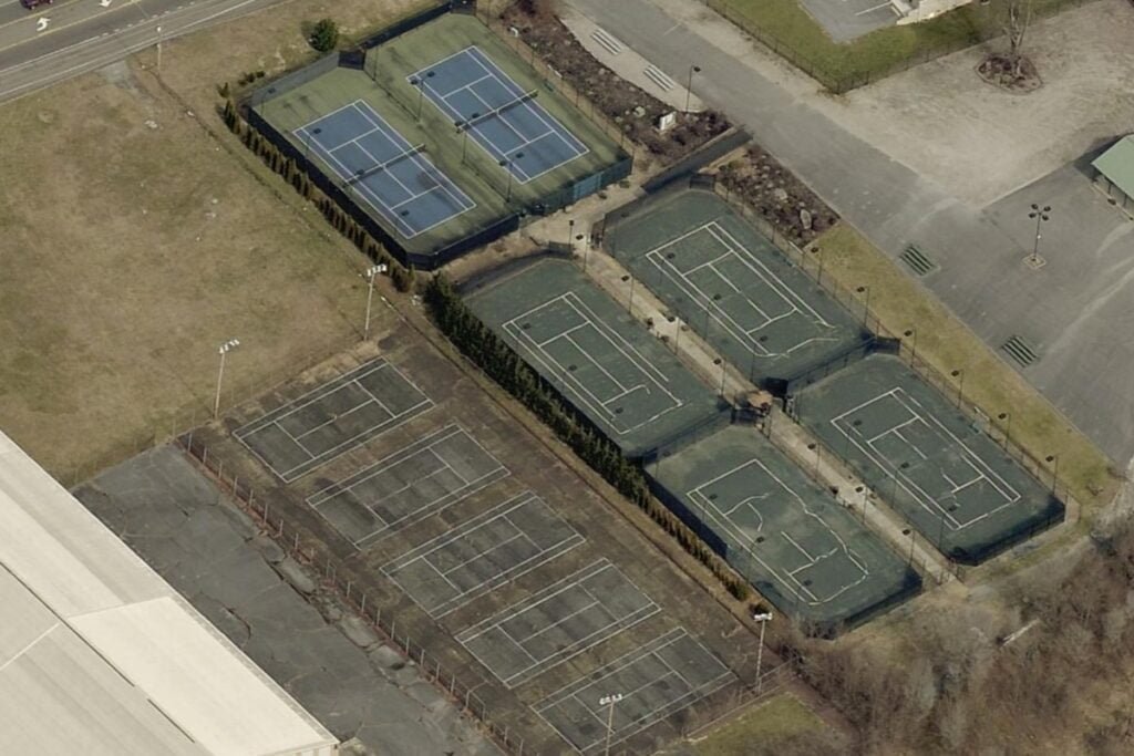 Patterson Park Community Center Bristol Pickleball Courts near me, pickleball Bristol, pickleball near me