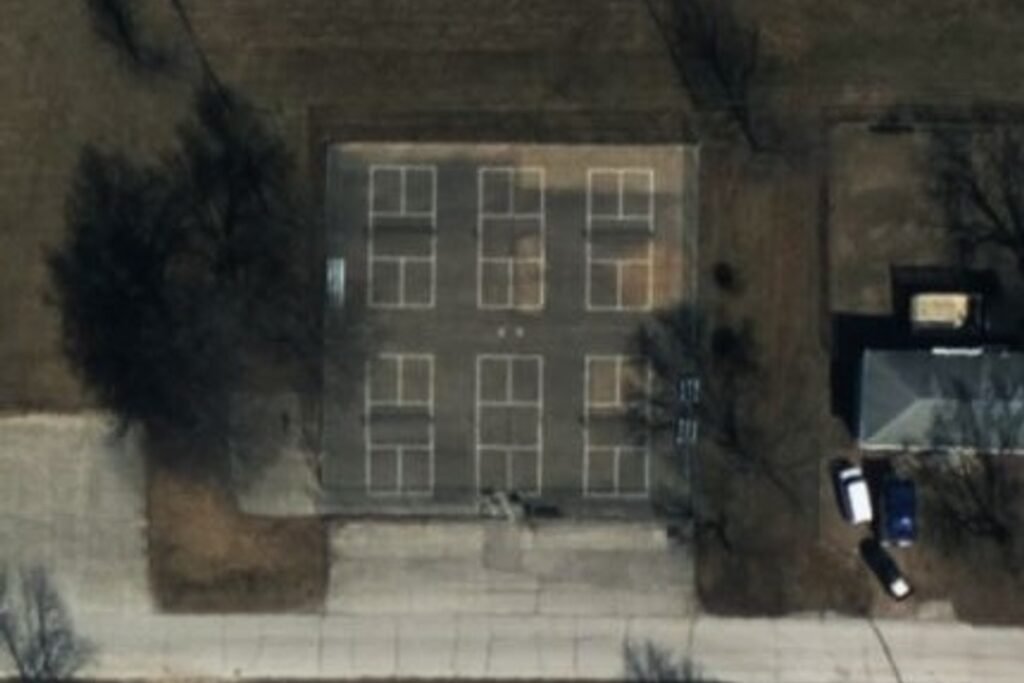 Taylor's court Ottawa Pickleball Courts near me, pickleball Ottawa, pickleball near me