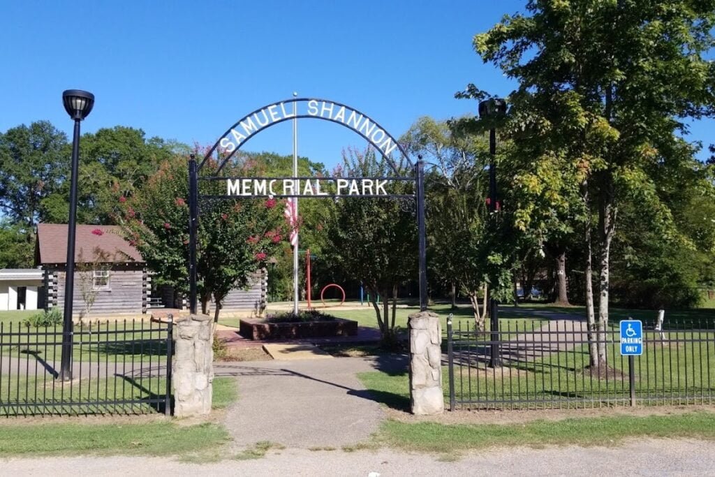 Theron Nichols Storm Shelter Tupelo Pickleball Courts near me, pickleball Tupelo, pickleball near me