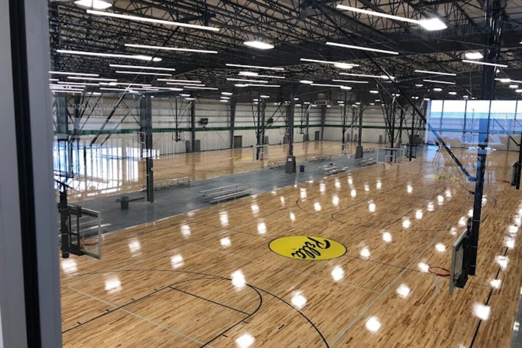 Union Bank & Trust Sports Complex Omaha Pickleball Courts near me, pickleball Omaha, pickleball near me
