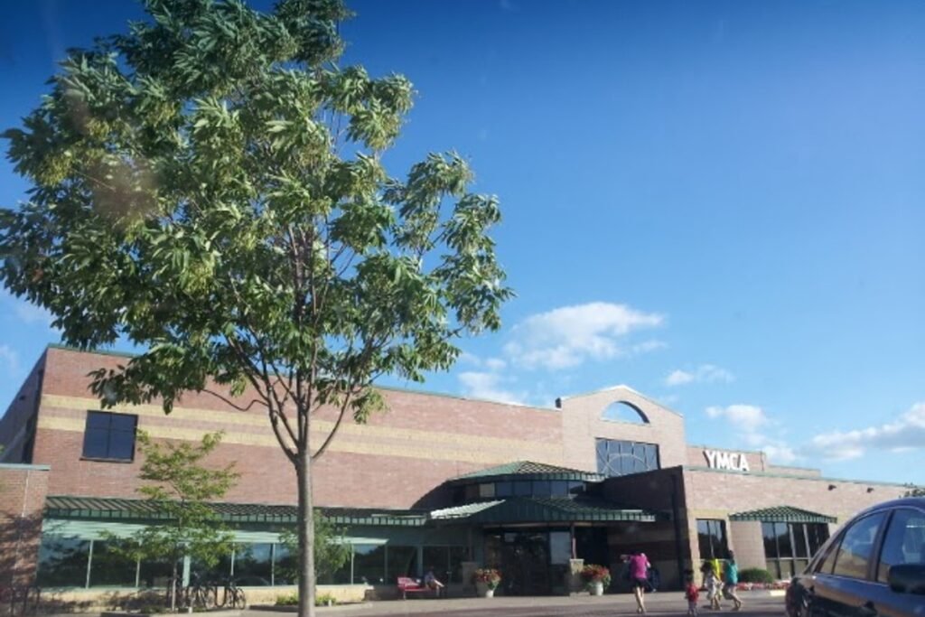 Woodbury YMCA Woodbury Pickleball Courts near me, pickleball Woodbury, pickleball near me