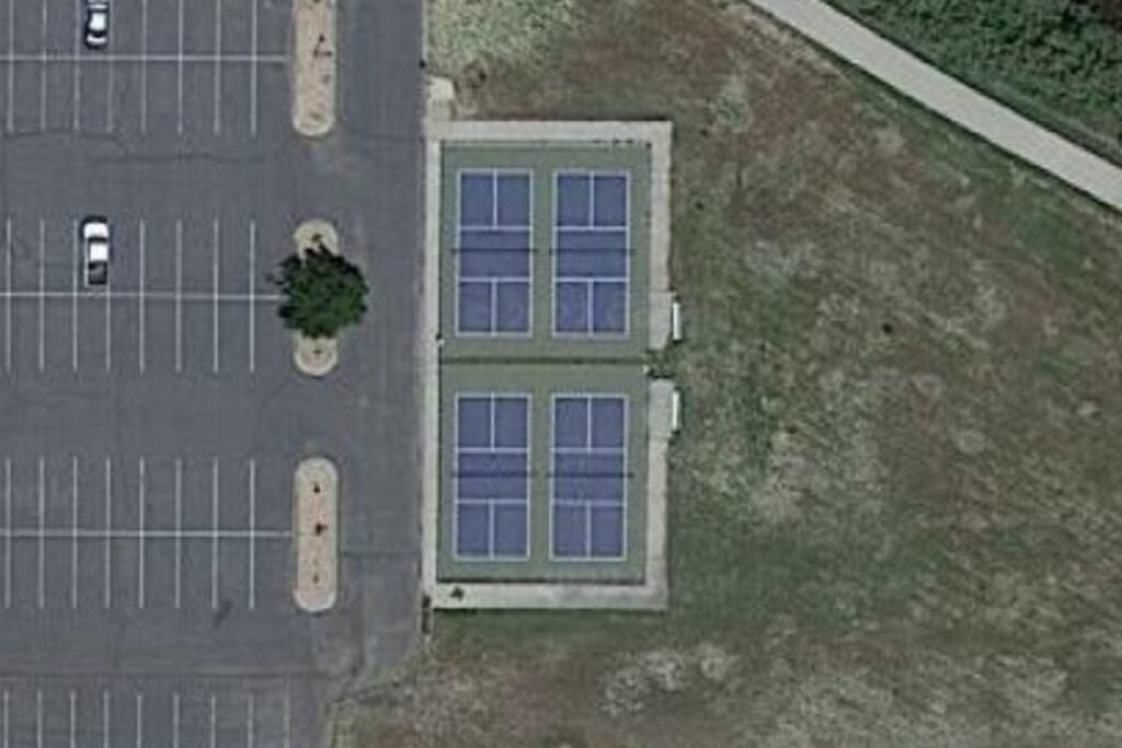 Centennial Park Loveland Pickleball Courts near me, pickleball Loveland, pickleball near me