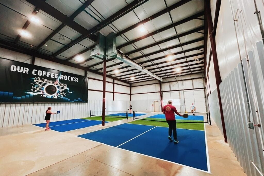 Classic's Yard Springfield Pickleball Courts near me, pickleball Springfield, pickleball near me