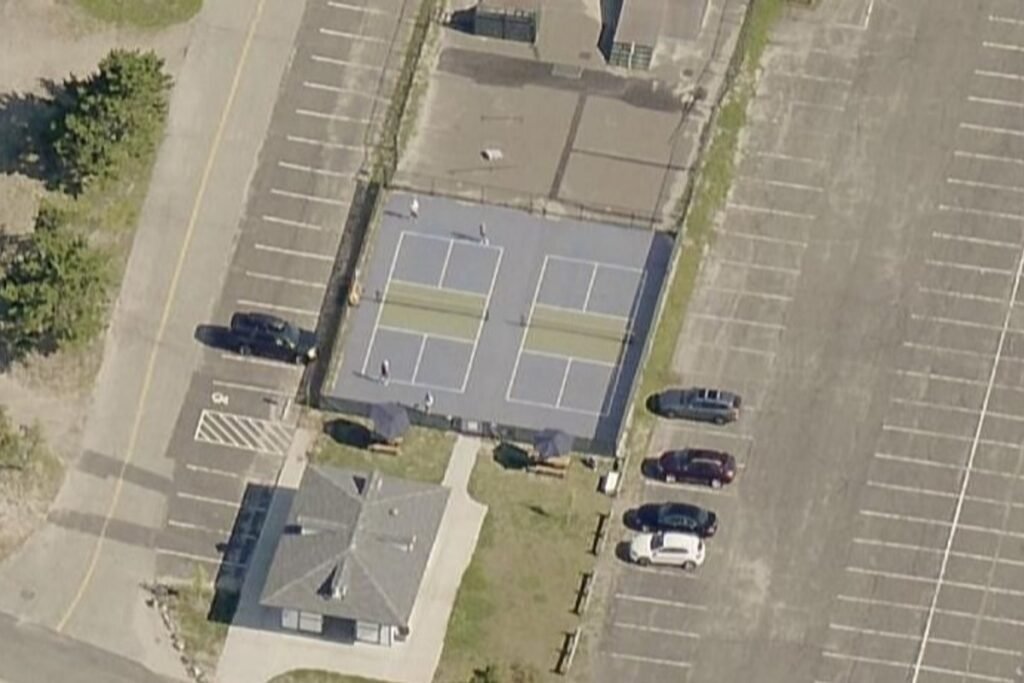 Compo Beach Courts Westport Pickleball Courts near me, pickleball Westport, pickleball near me