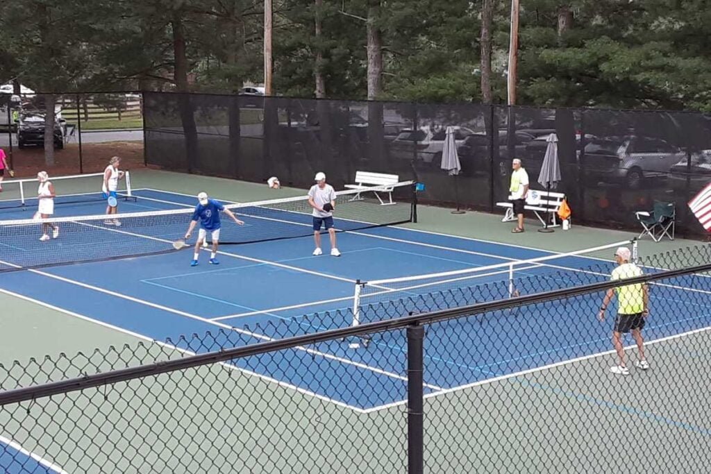 Courtside Pickleball & Tennis Club Dover Pickleball Courts near me, pickleball Dover, pickleball near me