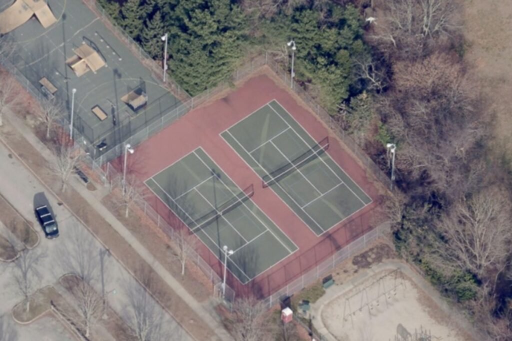 Davisville Middle School North Kingstown Pickleball Courts near me, pickleball North Kingstown, pickleball near me