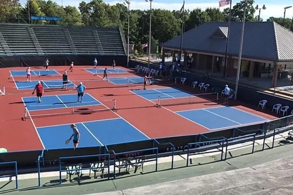 Dwight Davis Tennis Center St Louis Pickleball Courts near me, pickleball St Louis, pickleball near me