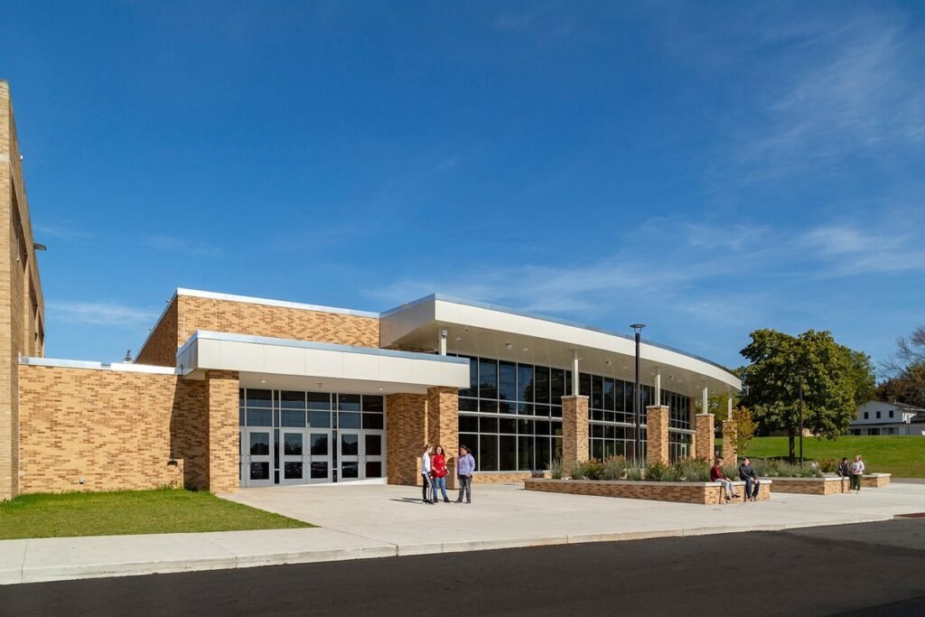 Edison Middle School Green Bay Pickleball Courts near me, pickleball Green Bay, pickleball near me