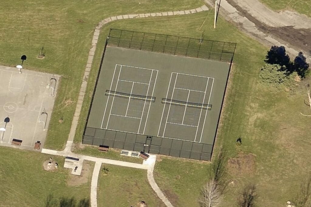 Ellis Park Tennis Courts Cedar Rapids Pickleball Courts near me, pickleball Cedar Rapids, pickleball near me