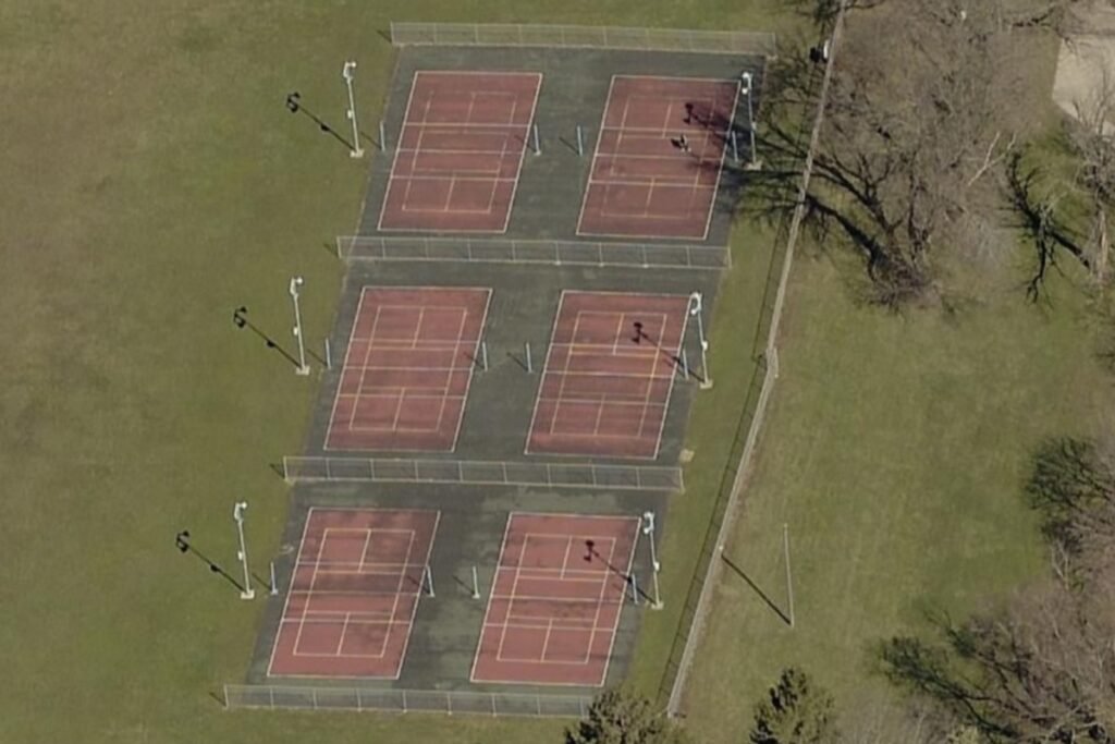 Flora Park Dubuque Pickleball Courts near me, pickleball Dubuque, pickleball near me