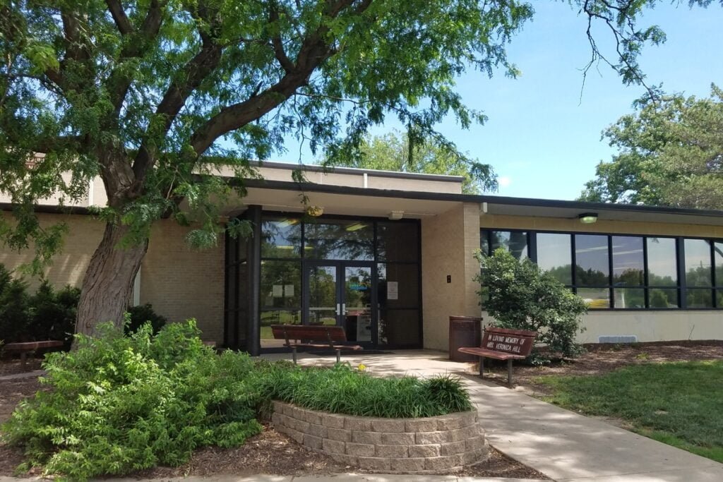 Garfield Commjunity Cwnrwe Topeka Pickleball Courts near me, pickleball Topeka, pickleball near me