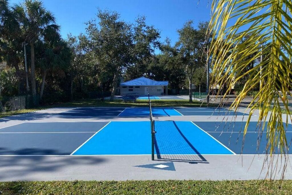 Halifax River Yacht Club Daytona Beach Pickleball Courts near me, pickleball Daytona Beach, pickleball near me