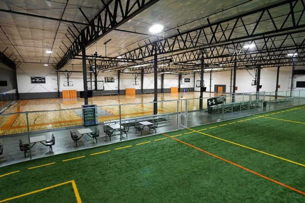 Insports Centers Trumbull Pickleball Courts near me, pickleball Trumbull, pickleball near me