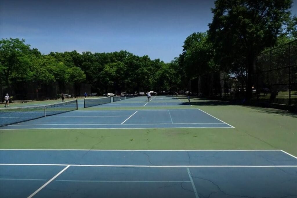 Juniper Valley Park Street Pickleball Courts near me, pickleball Street, pickleball near me